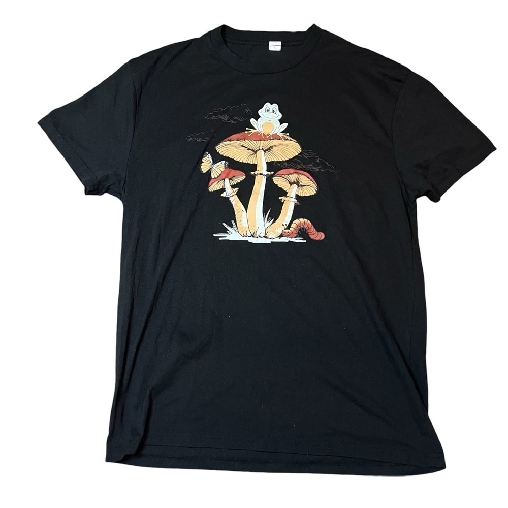 Frog and Toadstool Short Sleeve T-Shirt, Size Large